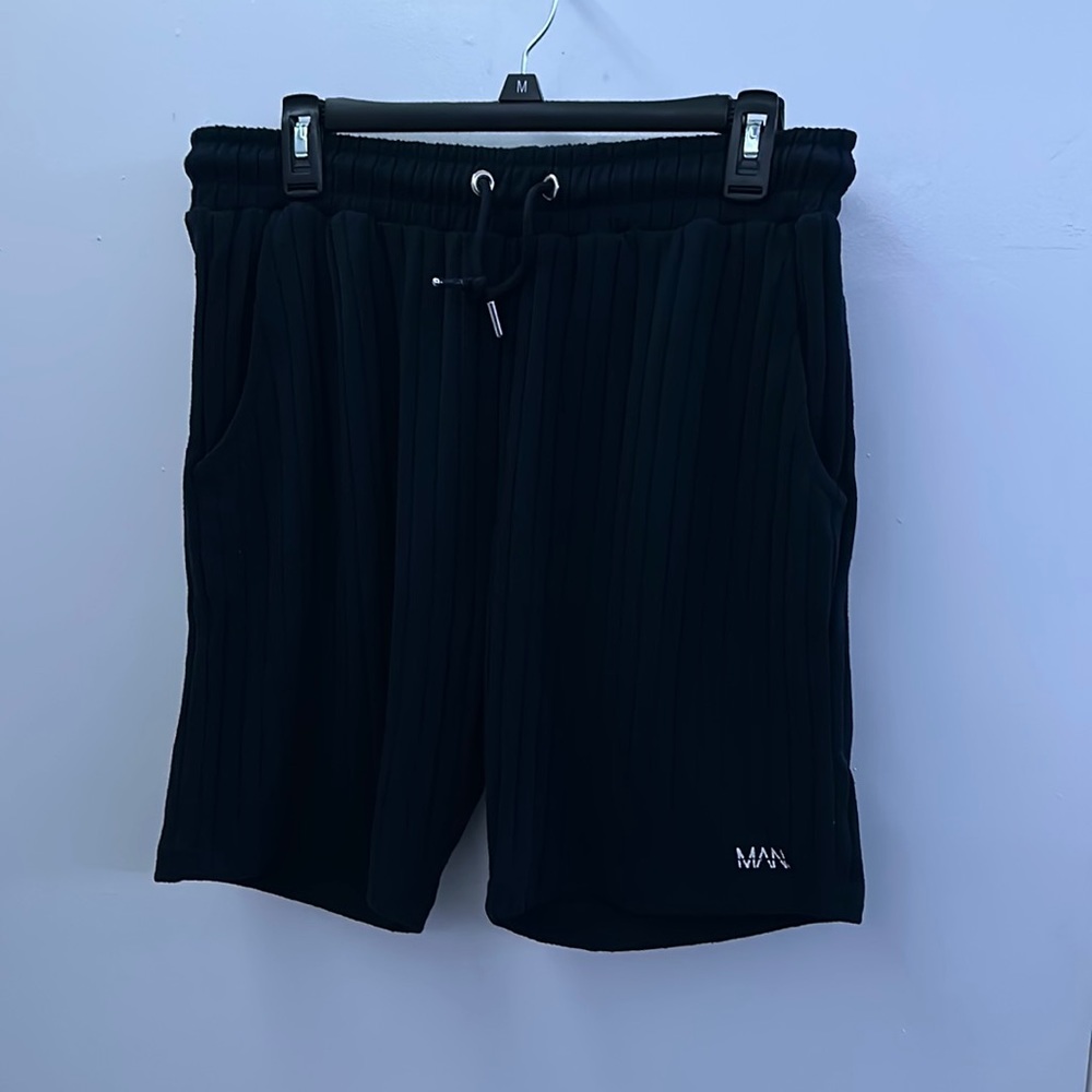 Stripe knitted shorts by Boohoo man